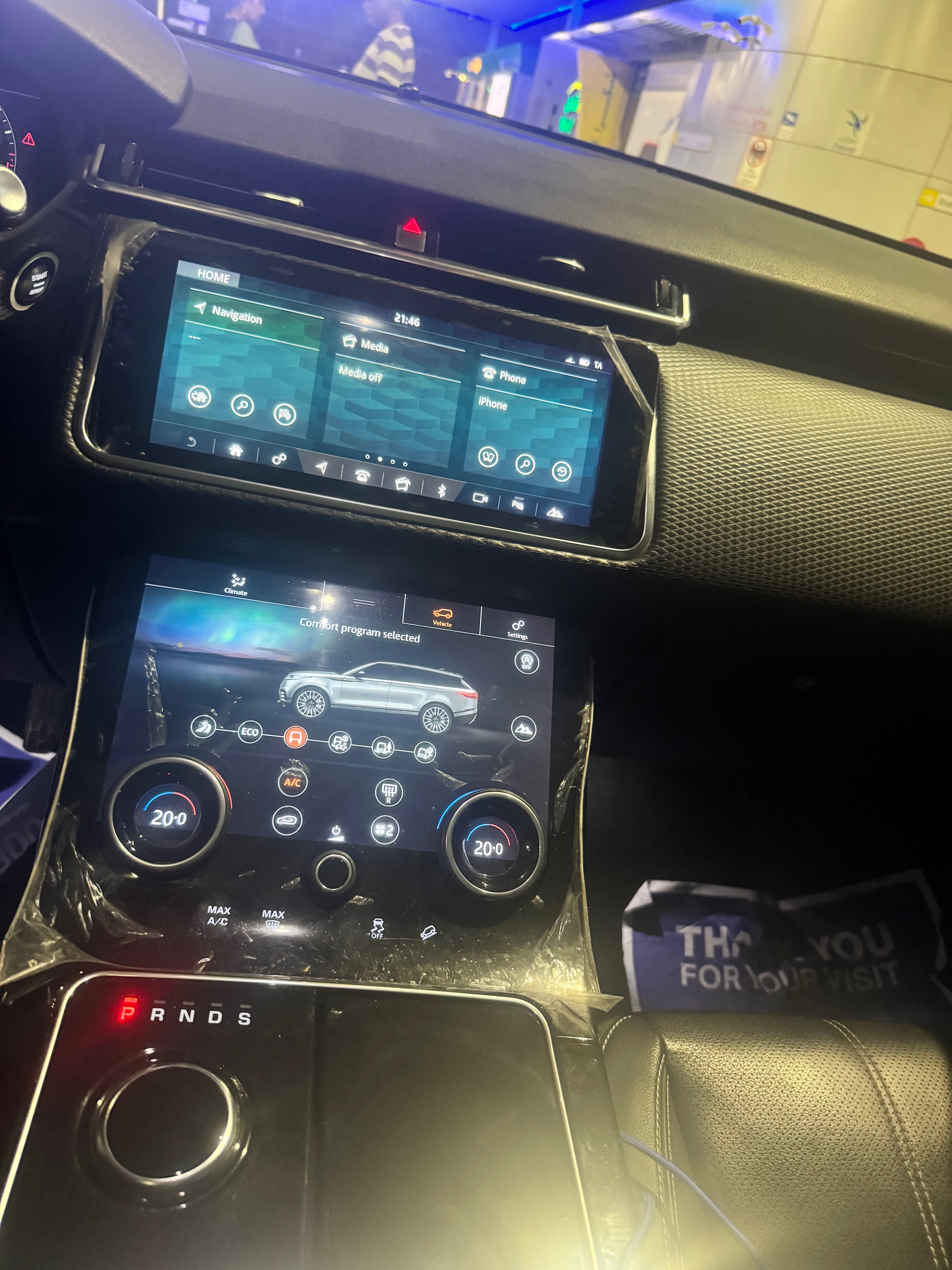 Noir Land Rover Range Rover Velar P250 S 2020